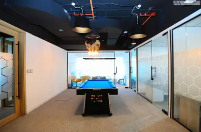 Office Space - Studio - 1 Bathroom for rent in Single Business Tower - Sheikh Zayed Road - Dubai