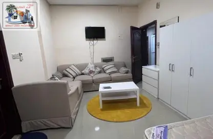 Apartment - Studio - 1 Bathroom for rent in Al Butina B - Al Butina - Sharjah