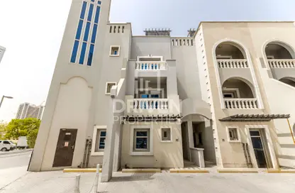 Villa - 4 Bedrooms - 5 Bathrooms for rent in Al Barsha South 4 - Al Barsha South - Al Barsha - Dubai
