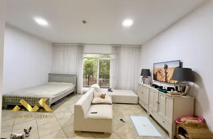 Apartment - 1 Bedroom - 1 Bathroom for rent in Shakespeare Circus 1 - Shakespeare Circus - Motor City - Dubai