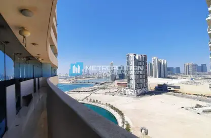 Balcony image for: Apartment - 3 Bedrooms - 4 Bathrooms for sale in Marina Bay by DAMAC - Najmat Abu Dhabi - Al Reem Island - Abu Dhabi, Image 1