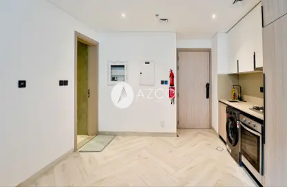 Apartment - Studio - 1 Bathroom for rent in Empire Residence - Jumeirah Village Circle - Dubai