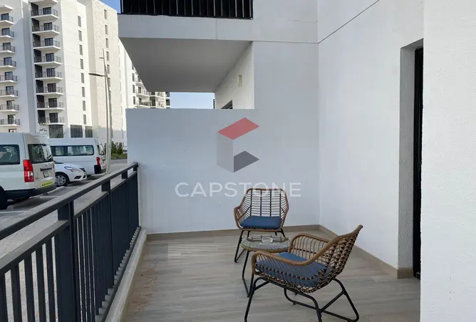 Apartment - 1 Bedroom - 2 Bathrooms for sale in Waters Edge - Yas Island - Abu Dhabi