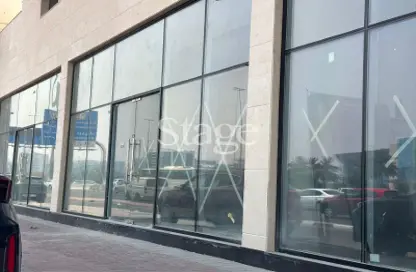 Show Room - Studio - 6 Bathrooms for rent in Al Khabisi - Deira - Dubai