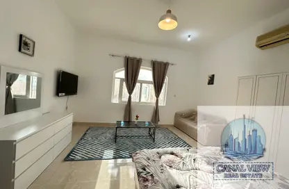 Apartment - 1 Bathroom for rent in Khalifa City A Villas - Khalifa City A - Khalifa City - Abu Dhabi