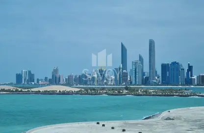 Apartment - 2 Bedrooms - 3 Bathrooms for sale in Fairmont Marina Residences - The Marina - Abu Dhabi