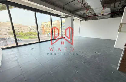 مكتب - استوديو - 1 حمام للايجار في عود ميثاء - بر دبي - دبي