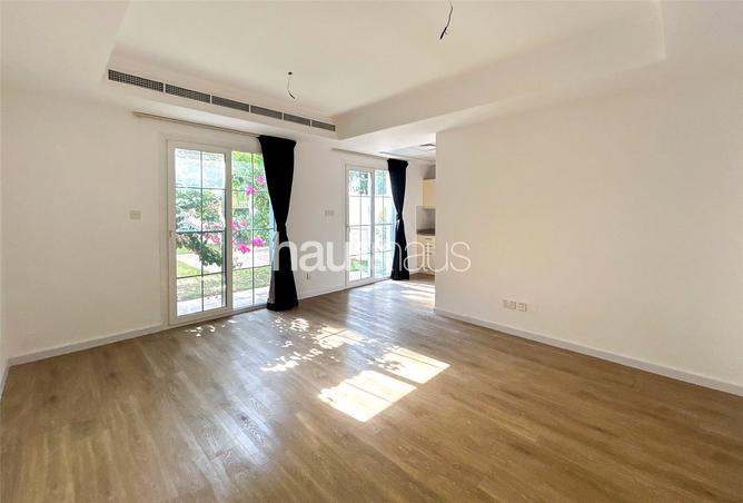 15694418 - Property Image 3