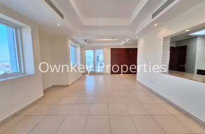 Apartment - 2 Bedrooms - 3 Bathrooms for rent in Bin Hendi Tower - Mankhool - Bur Dubai - Dubai