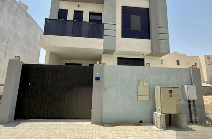 Townhouse - 6 Bedrooms for rent in Al Zaheya Gardens - Al Zahya - Ajman