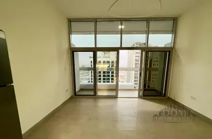 Empty Room image for: Apartment - 1 Bathroom for sale in Azizi Star - Al Furjan - Dubai, Image 1
