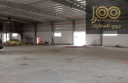 مستودع - استوديو - 8 حمامات للايجار في أم الثعوب - أم القيوين