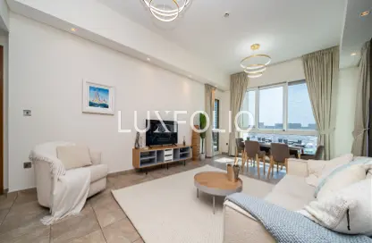 Apartment - 3 Bedrooms - 3 Bathrooms for sale in Marina Residences 4 - Marina Residences - Palm Jumeirah - Dubai