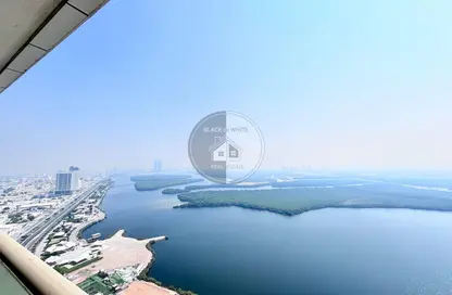 شقة - 3 غرف نوم - 4 حمامات للايجار في كورنيش راس الخيمة - رأس الخيمة