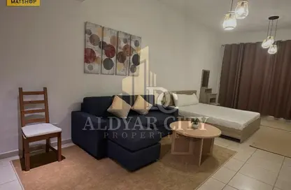 Apartment - 2 Bedrooms - 1 Bathroom for rent in Ajman Corniche Residences - Ajman Corniche Road - Ajman