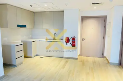 Apartment - 1 Bedroom - 1 Bathroom for rent in Waters Edge - Yas Island - Abu Dhabi