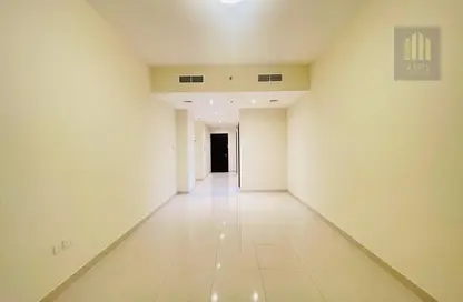 Empty Room image for: Apartment - 3 Bedrooms - 5 Bathrooms for rent in Duja Tower - Sheikh Zayed Road - Dubai, Image 1
