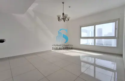 شقة - غرفة نوم - 1 حمام للايجار في شارع التعاون الجديد - التعاون - الشارقة