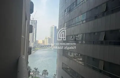 شقة - 2 غرف نوم - 3 حمامات للايجار في لؤلؤة المجاز - المجاز 2 - المجاز - الشارقة