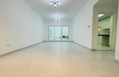 Apartment - 1 Bedroom - 2 Bathrooms for rent in Al Barsha 1 - Al Barsha - Dubai
