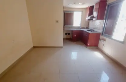 Apartment - Studio - 1 Bathroom for rent in Fire Station Road - Muwaileh - Sharjah