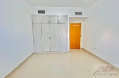 شقة - 2 غرف نوم - 2 حمامات للايجار في تايجر القادسية - النهدة - الشارقة