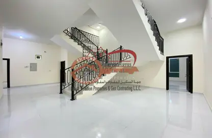 Apartment - Studio - 1 Bathroom for rent in Shakhbout City - Abu Dhabi