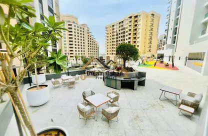 Apartment - 1 Bedroom - 2 Bathrooms for rent in Sama Al Jaddaf - Al Jaddaf - Dubai