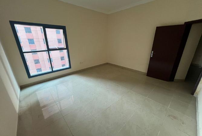 15418312 - Property Image 2
