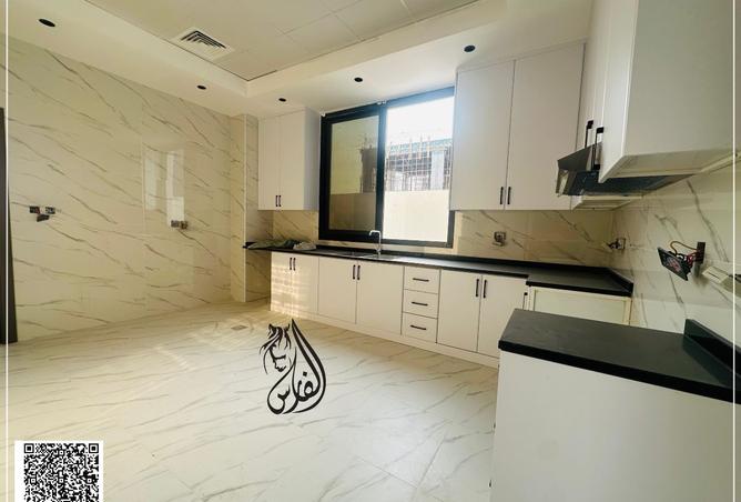 15671183 - Property Image 2