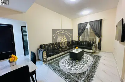 شقة - 2 غرف نوم - 2 حمامات للايجار في مساكن كورنيش عجمان - طريق كورنيش عجمان - عجمان