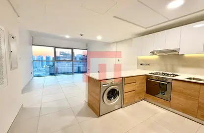 Apartment - 2 Bedrooms - 2 Bathrooms for rent in Radiant Square - City Of Lights - Al Reem Island - Abu Dhabi