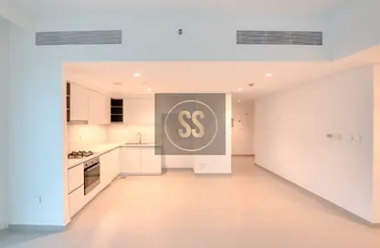Apartment - 2 Bedrooms - 2 Bathrooms for sale in Downtown Views II - Downtown Dubai - Dubai