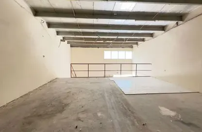 Warehouse - Studio - 1 Bathroom for rent in Al Jurf 3 - Al Jurf - Ajman Downtown - Ajman