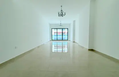 Apartment - 2 Bedrooms - 3 Bathrooms for rent in Al Barsha 1 - Al Barsha - Dubai