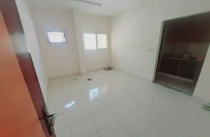 Apartment - Studio - 1 Bathroom for rent in Fire Station Road - Muwaileh - Sharjah