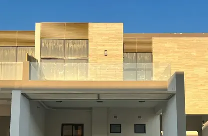 Villa - 4 Bedrooms - 6 Bathrooms for rent in Elie Saab VIE Townhouses - District 11 - Mohammed Bin Rashid City - Dubai