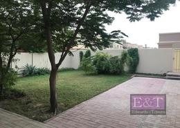 Villa - 2 bedrooms - 2 bathrooms for rent in Springs 10 - The Springs - Dubai