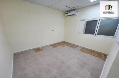 Apartment - Studio - 1 Bathroom for rent in Al Saada Street - Al Mushrif - Abu Dhabi