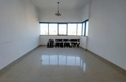 Apartment - 1 Bedroom - 2 Bathrooms for rent in Magestic Tower - Al Mamzar - Al Mamzar - Sharjah - Sharjah