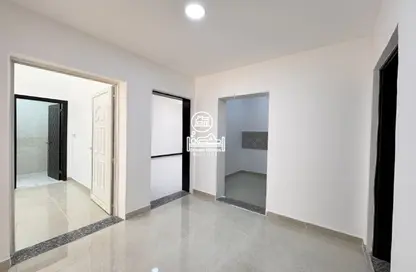 Apartment - 2 Bedrooms - 3 Bathrooms for rent in Shakhbout City - Abu Dhabi