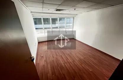 Office Space - Studio - 1 Bathroom for rent in Millennium Executive Tower - Sheikh Zayed Road - Dubai