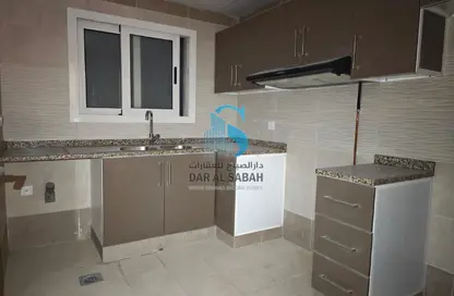 Apartment - 2 Bedrooms - 3 Bathrooms for rent in Taliatela Street - Al Nahda - Sharjah