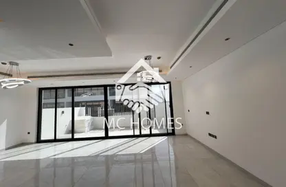 تاون هاوس - 4 غرف نوم - 5 حمامات للايجار في غرب الفرجان - الفرجان - دبي تاون هاوس - 4 غرف نوم - 5 حمامات للايجار في غرب الفرجان - الفرجان - دبي