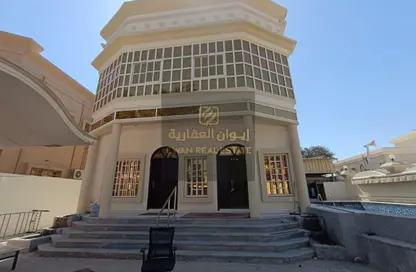 فيلا - 5 غرف نوم - 8 حمامات للبيع في 2 المويهات - المويهات - عجمان