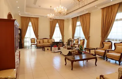 Villa - 3 Bedrooms - 4 Bathrooms for sale in Al Barsha 3 - Al Barsha - Dubai