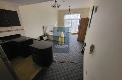 Apartment - Studio - 1 Bathroom for rent in The Square - Al Mamzar - Deira - Dubai