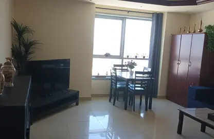 Apartment - 1 Bedroom - 2 Bathrooms for sale in Ajman Corniche Residences - Ajman Corniche Road - Ajman