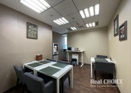 صورةغرفة الطعام لـ: مركز أعمال للكراء في برج لطيفة - شارع الشيخ زايد - دبي, صورة 1