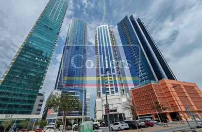 Apartment - 2 Bedrooms - 2 Bathrooms for rent in Al Reef Tower - Corniche Road - Abu Dhabi